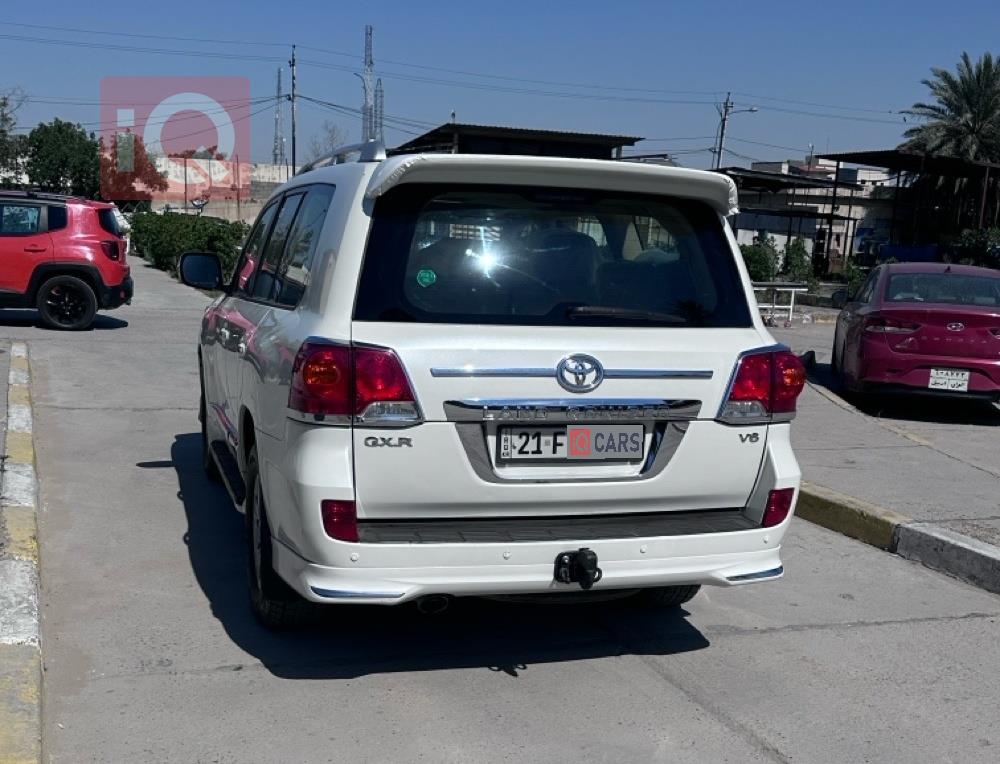 تويوتا لاندكروزر